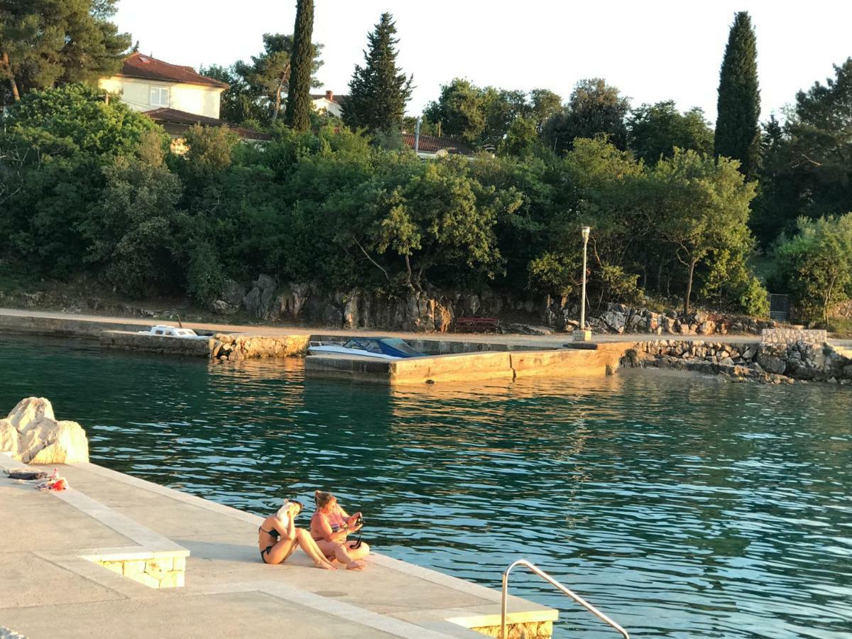 Apartment Aquamarin, Blizu Mora S Pogledom Na More, Za Do 6 Osoba Malinska Dış mekan fotoğraf