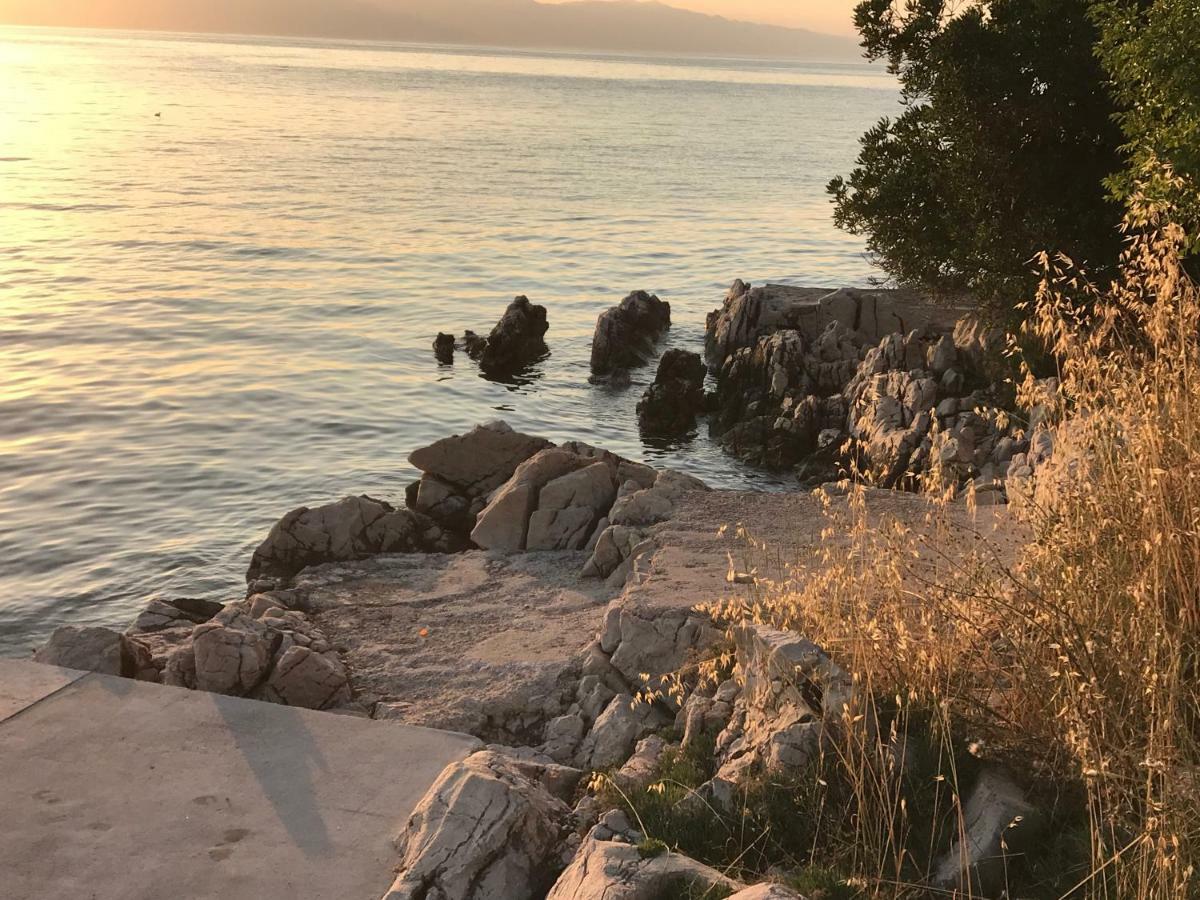 Apartment Aquamarin, Blizu Mora S Pogledom Na More, Za Do 6 Osoba Malinska Dış mekan fotoğraf